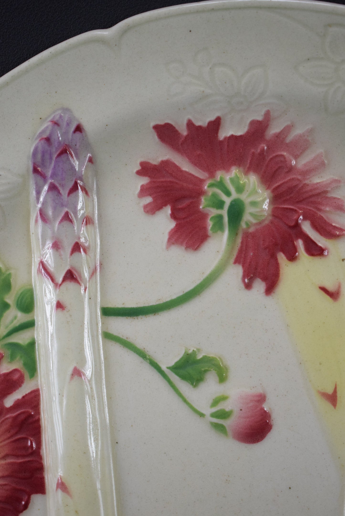 Art Nouveau Asparagus Plate