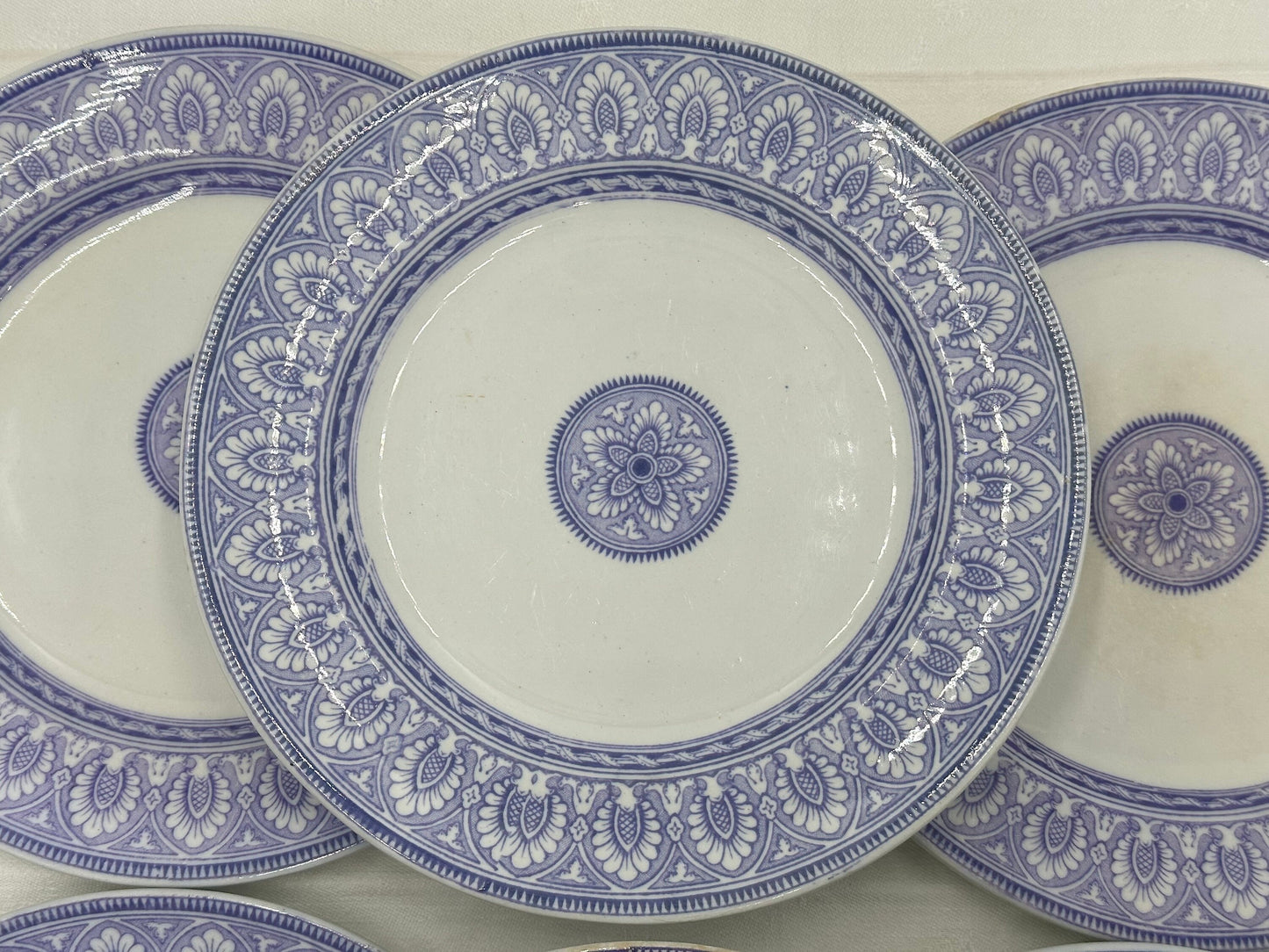 6 Dessert Plates