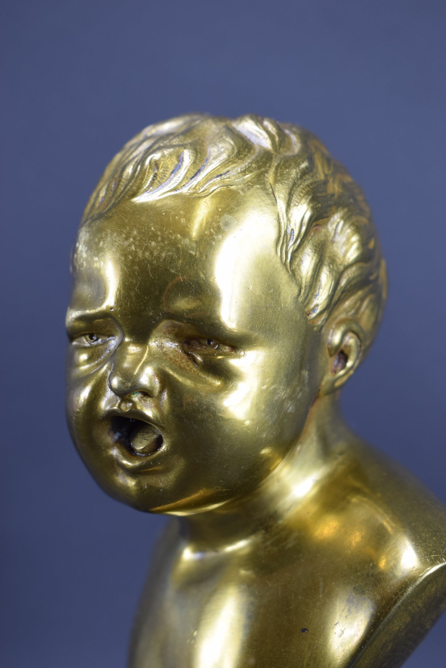 John who laughs and John who cries Statues