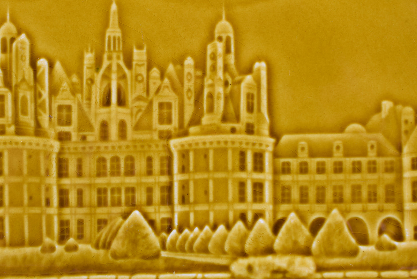 Plateau Château Gien Majolique Chambord