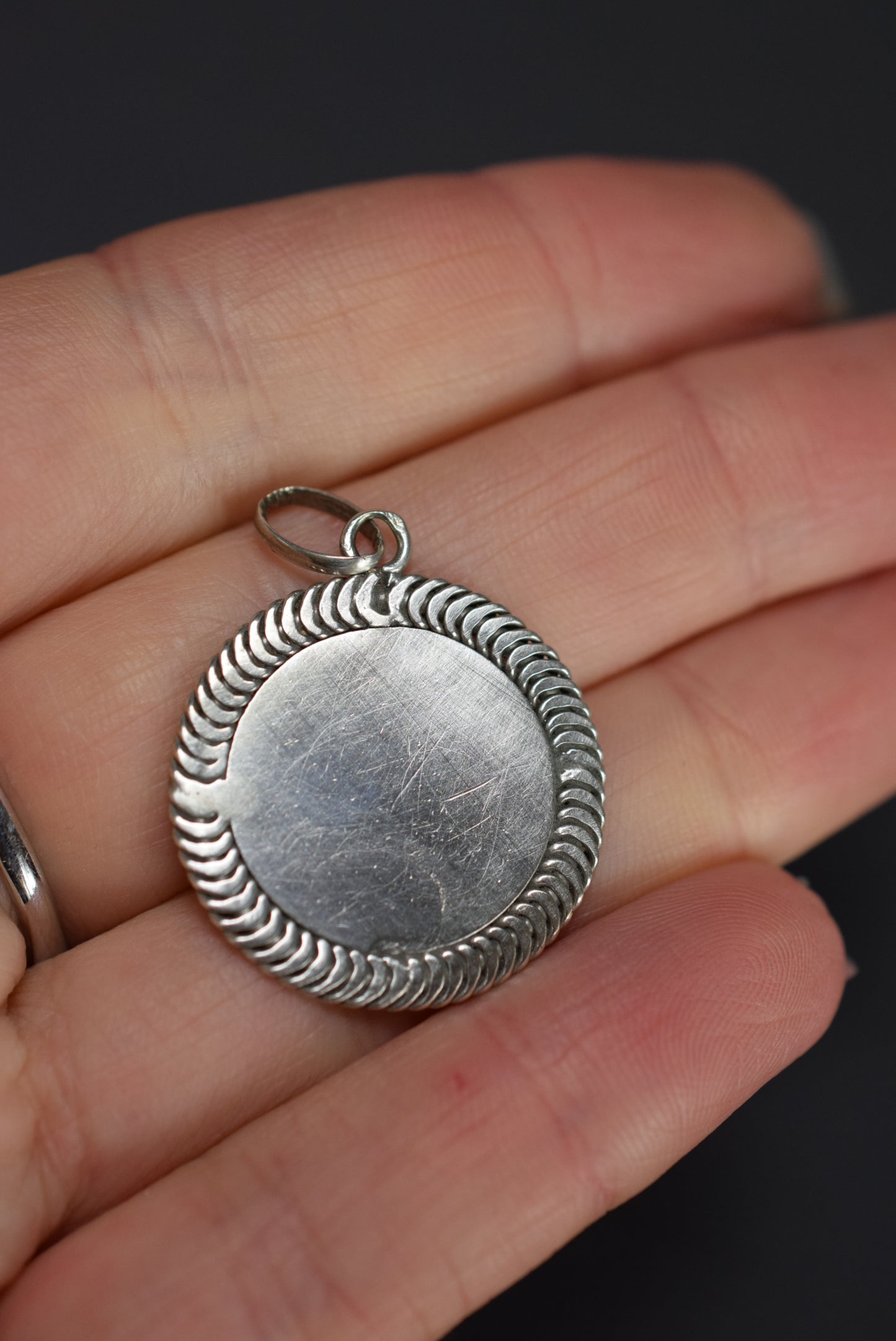 Médaille ND de La garde Argent Massif