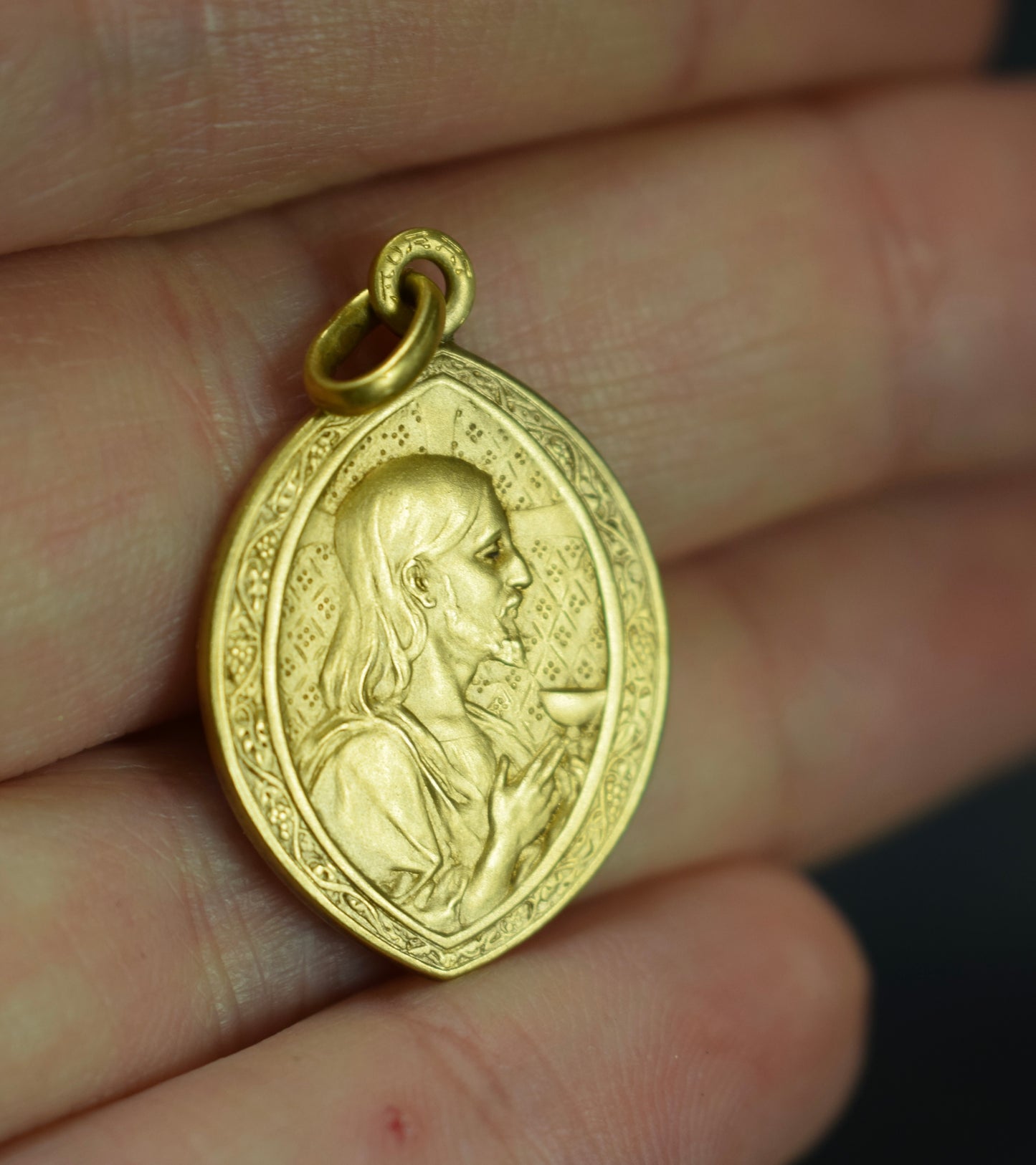 Jesus Gold Medal Murat