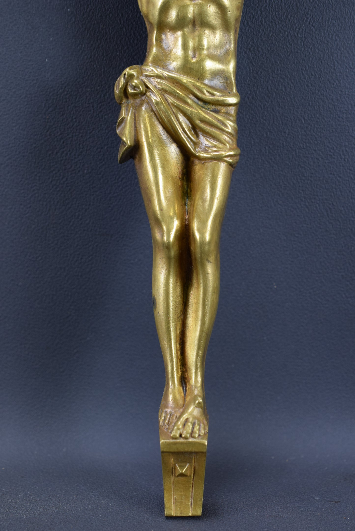 Corpus Jésus En Bronze Art Déco