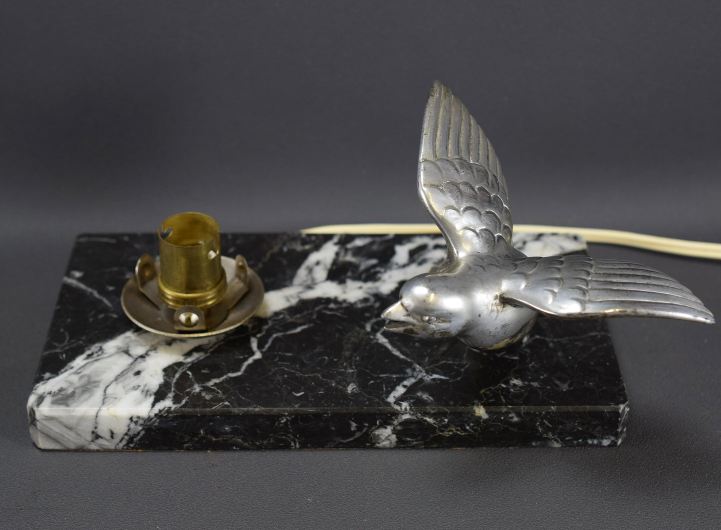 Flying Bird Table Lamp