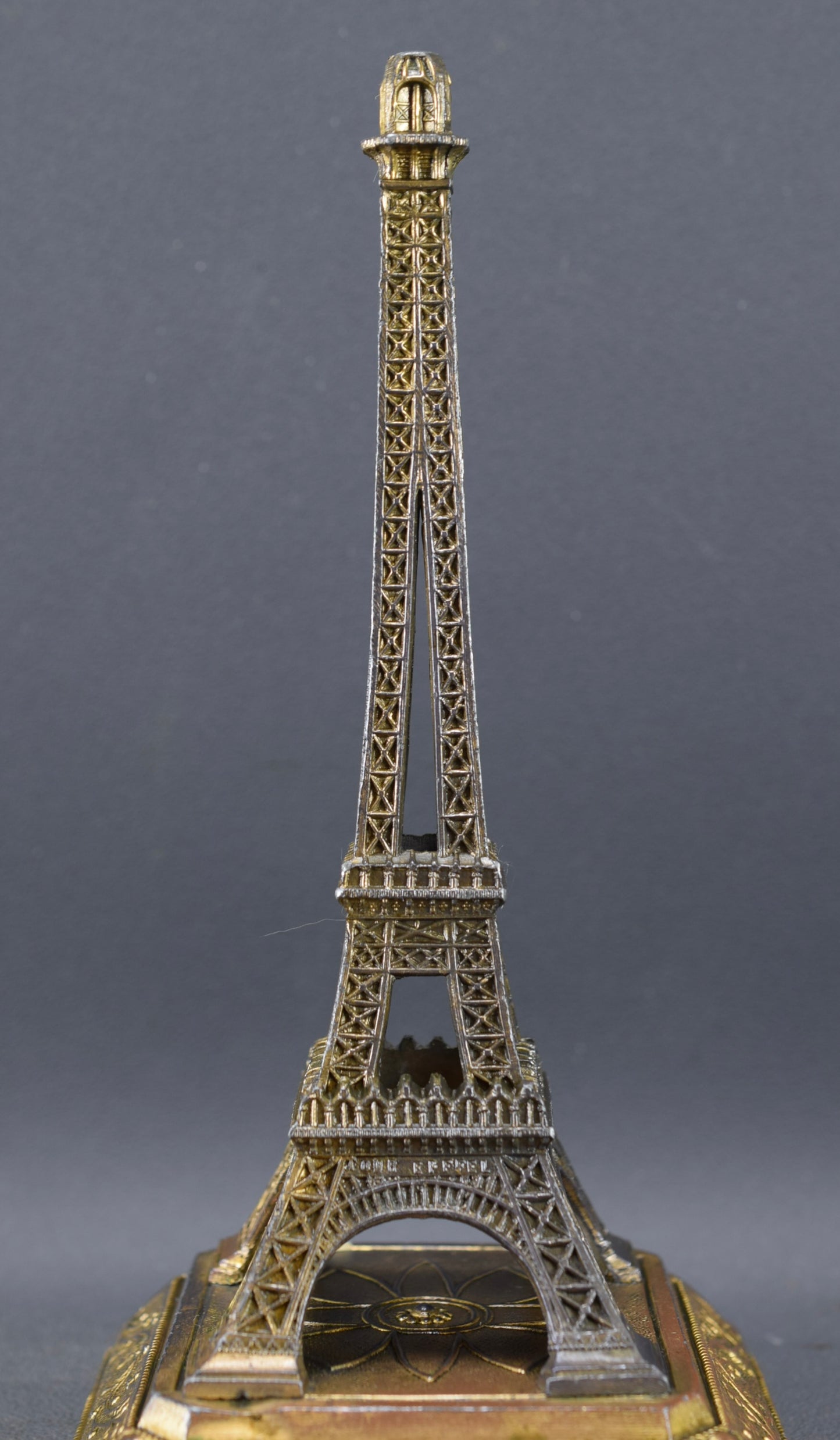 Eiffel Tower Statue