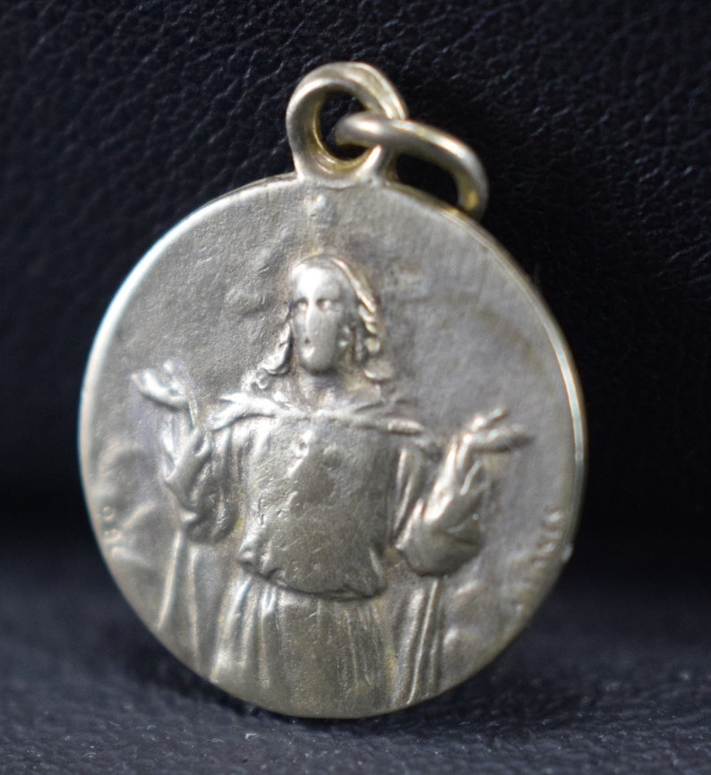 Jesus Medal Vintage Montmartre Keepsake Pendant