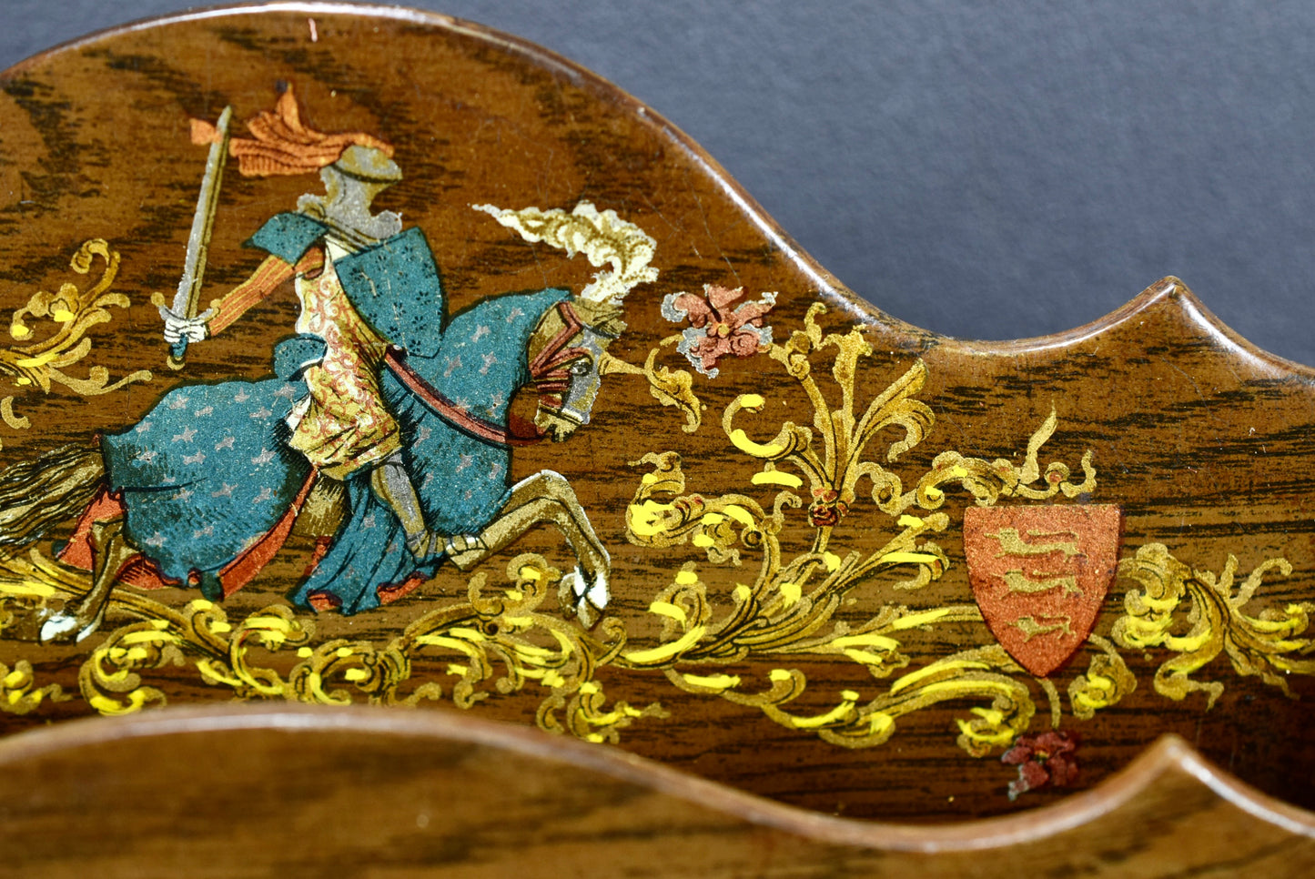 Porte-lettres de bureau du Moyen Âge