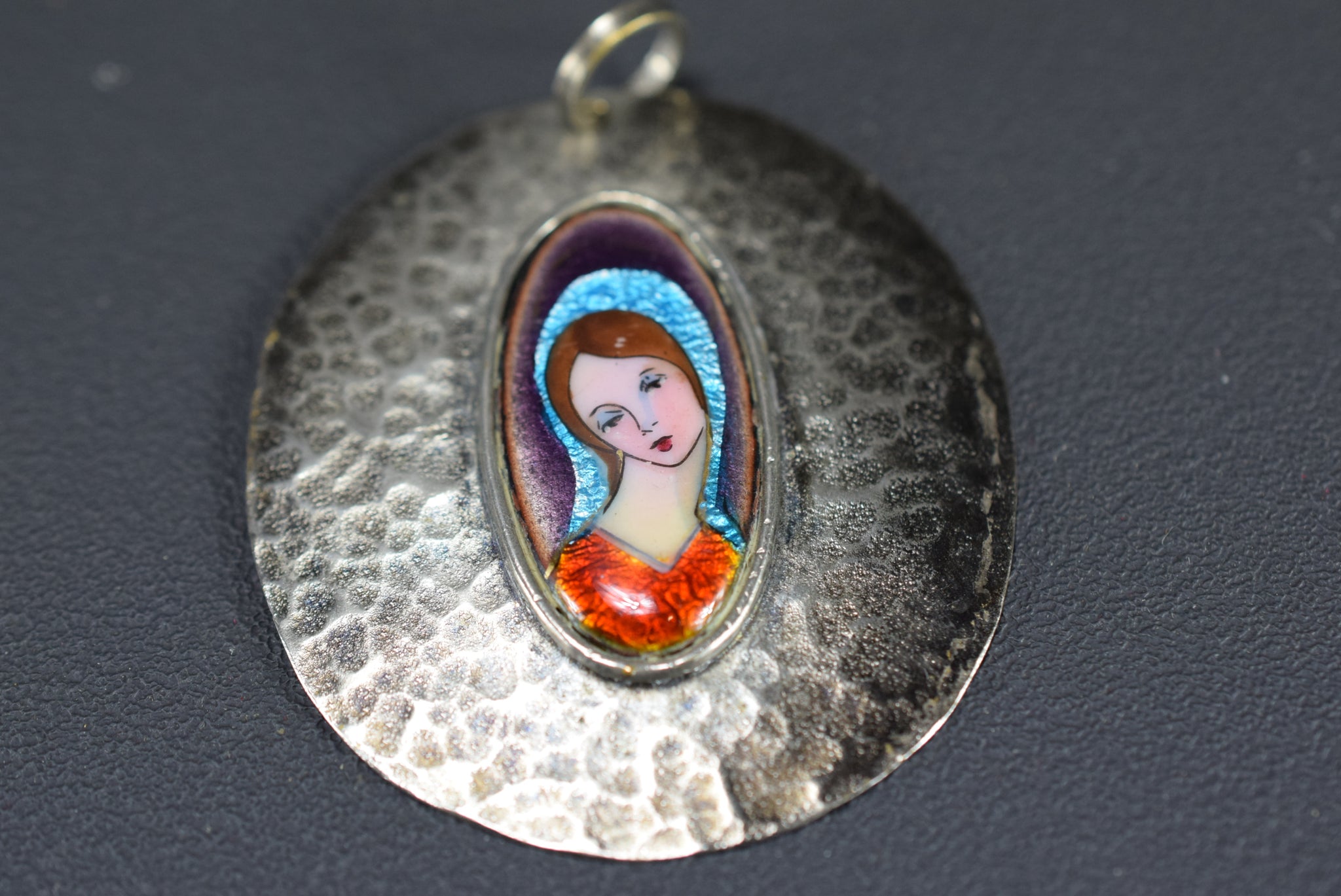 Hammered Medal Mary