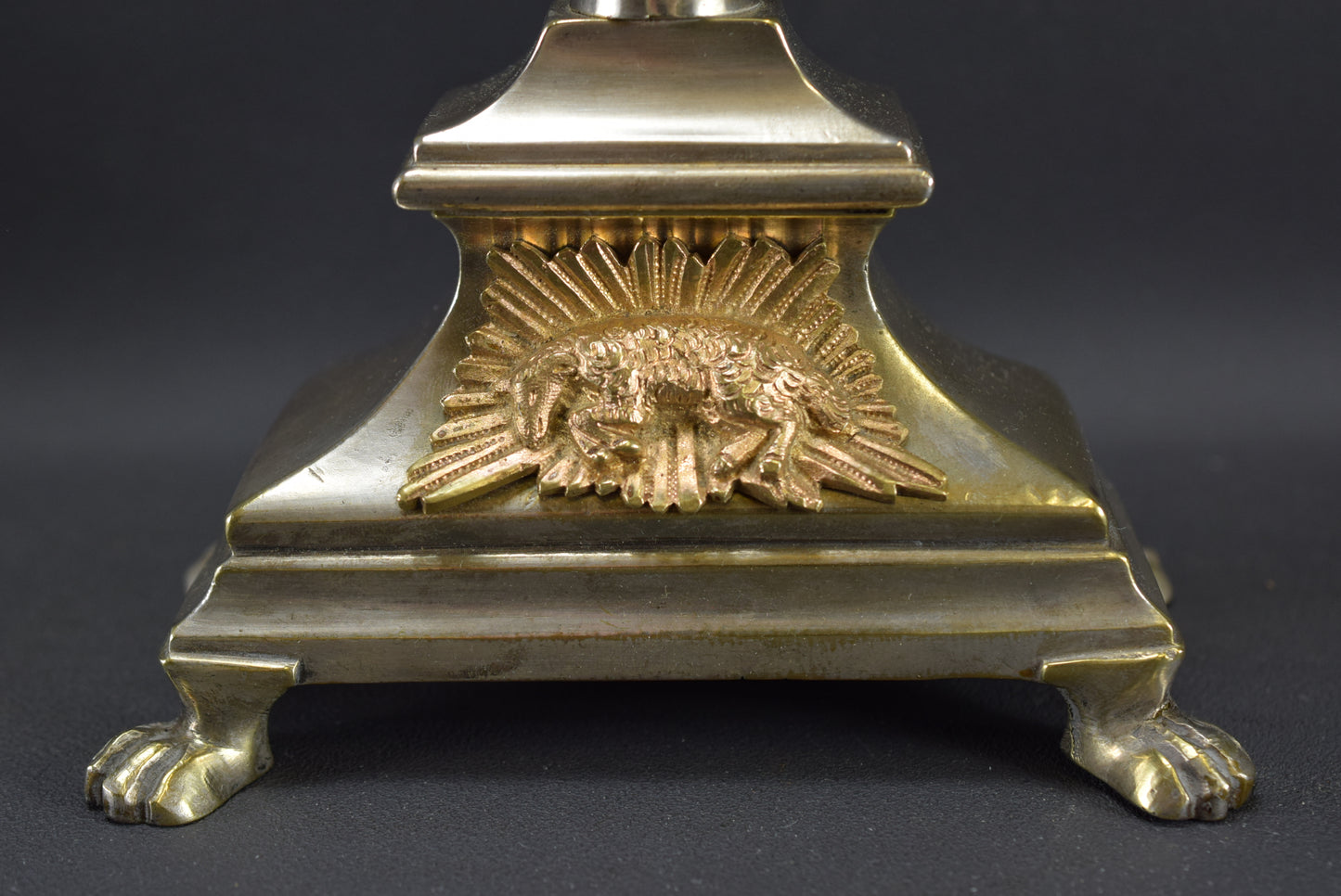 Crucifix d'autel en bronze argenté