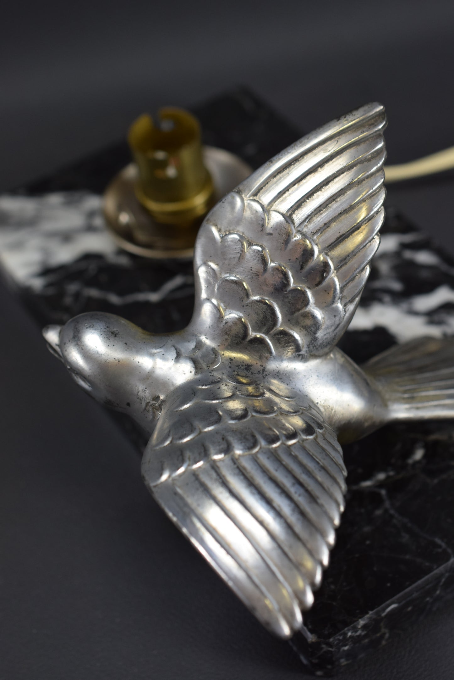 Flying Bird Table Lamp