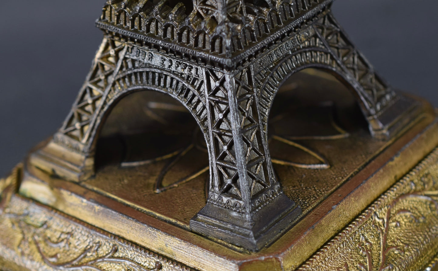 Eiffel Tower Statue