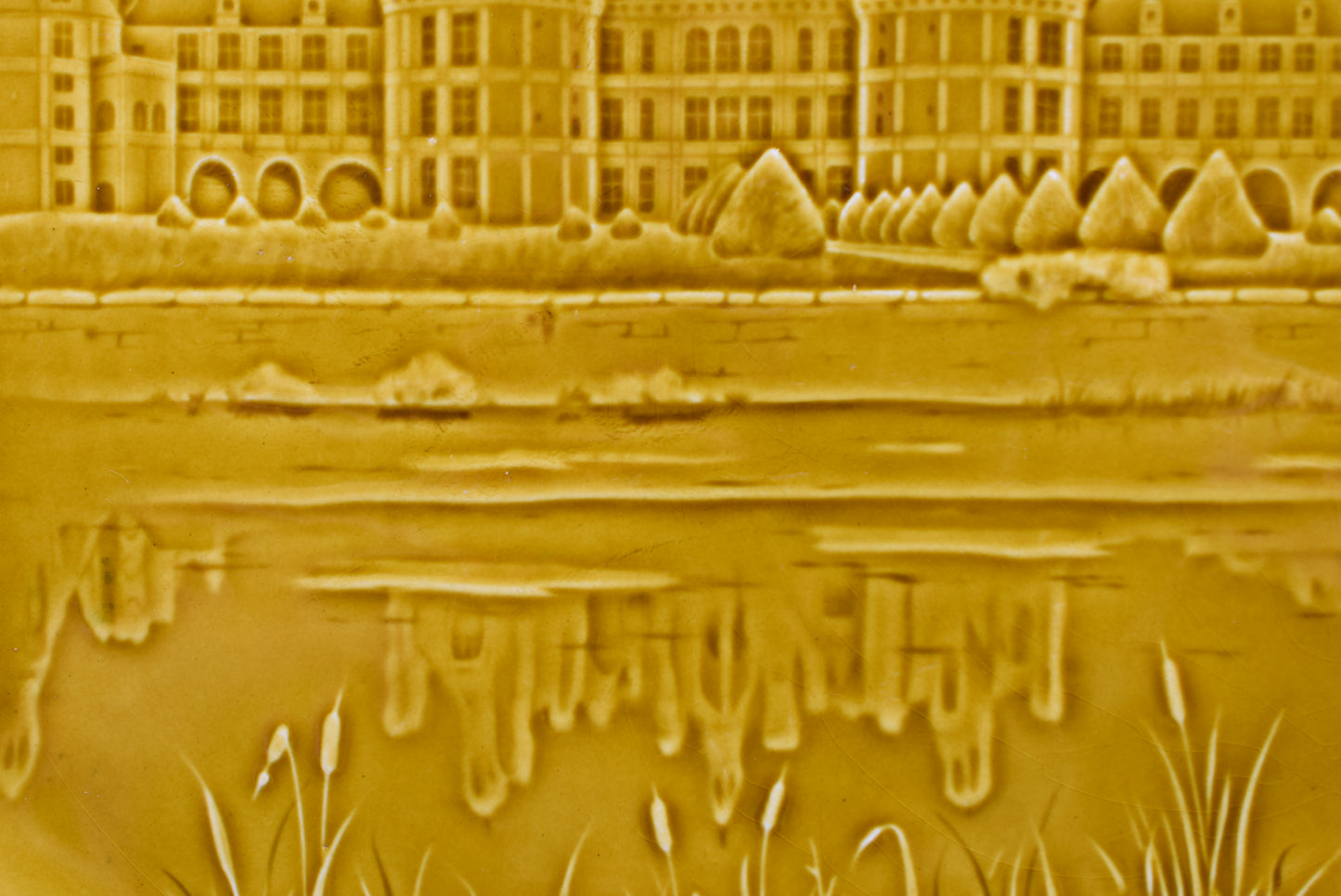Plateau Château Gien Majolique Chambord