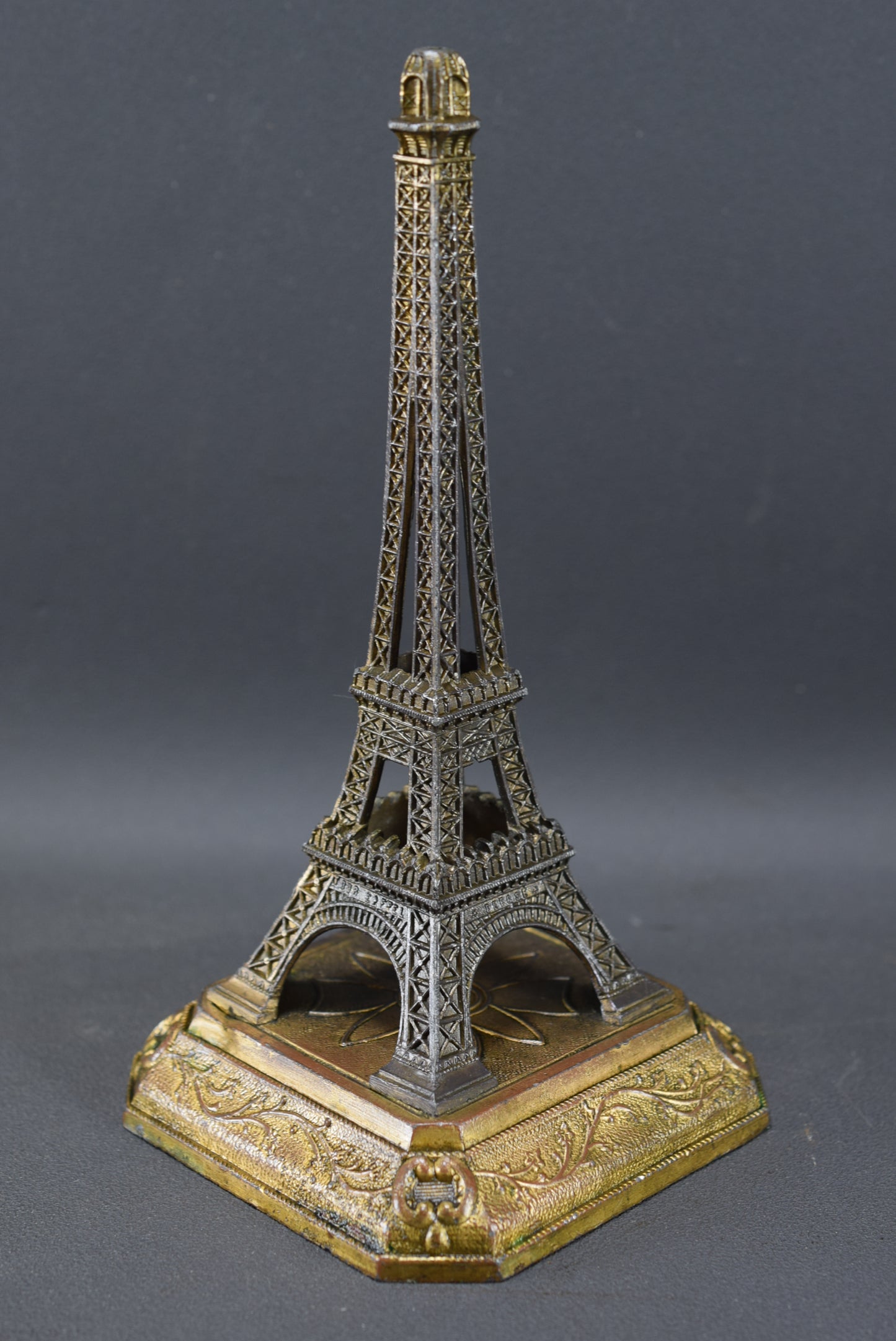Eiffel Tower Statue