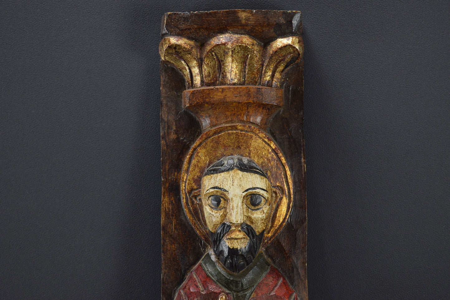 Saint Apostle Peter Statue