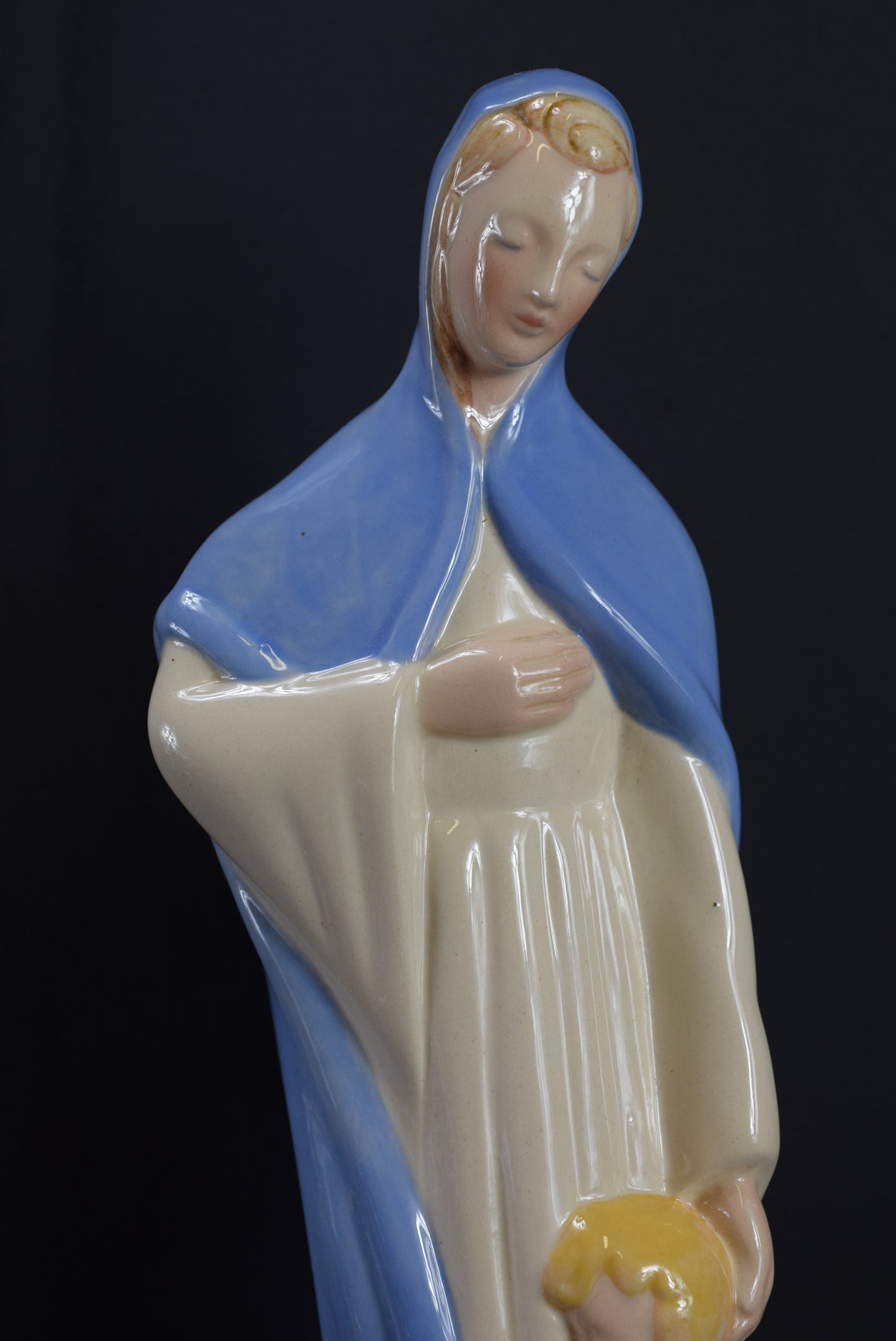 Virgin Mary and Praying Child Statue