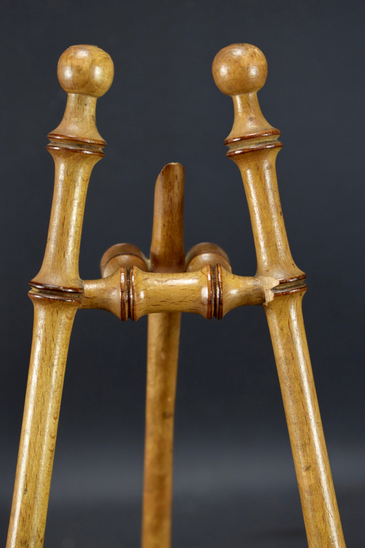 Faux Bamboo Easel