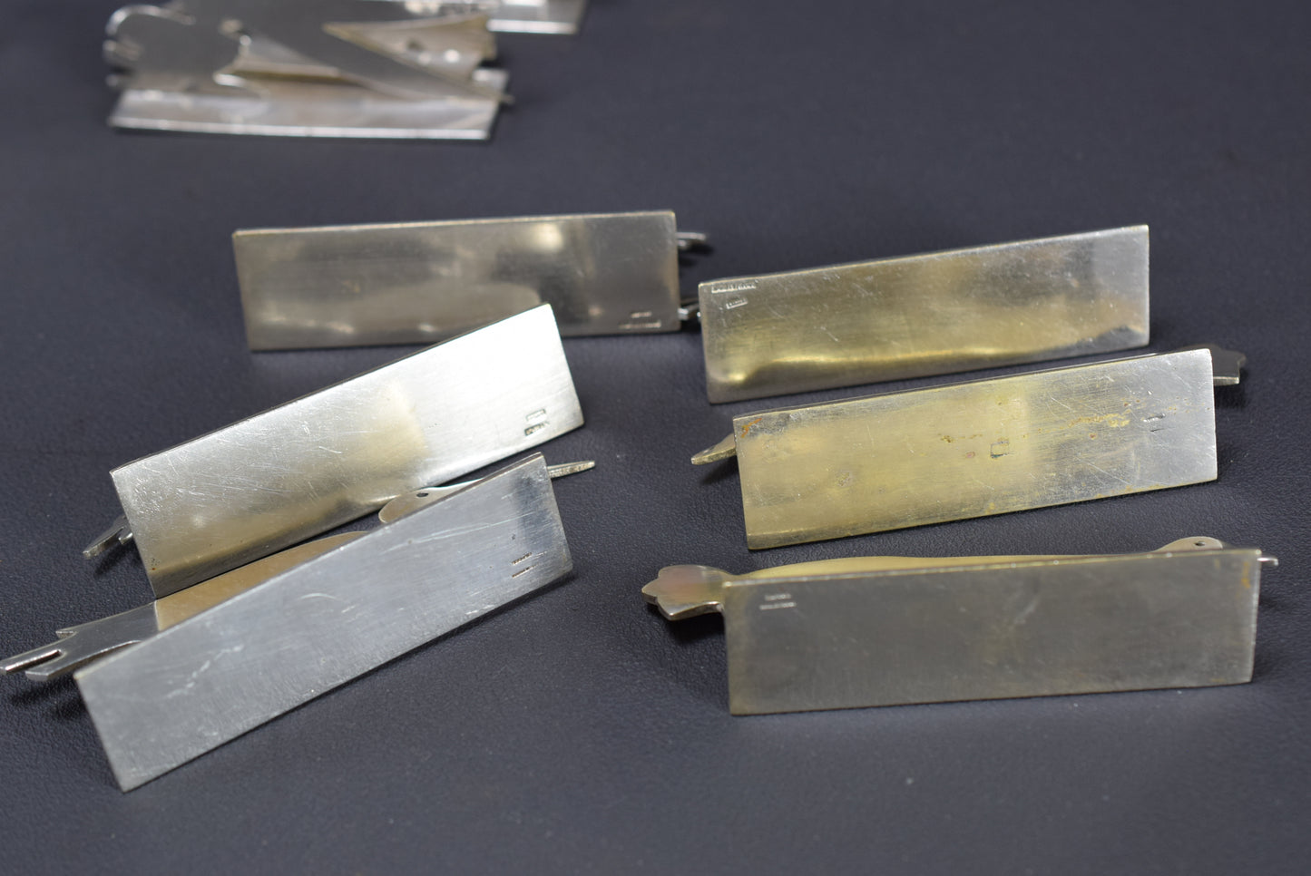 Yorel Set of 11 Knife Rests