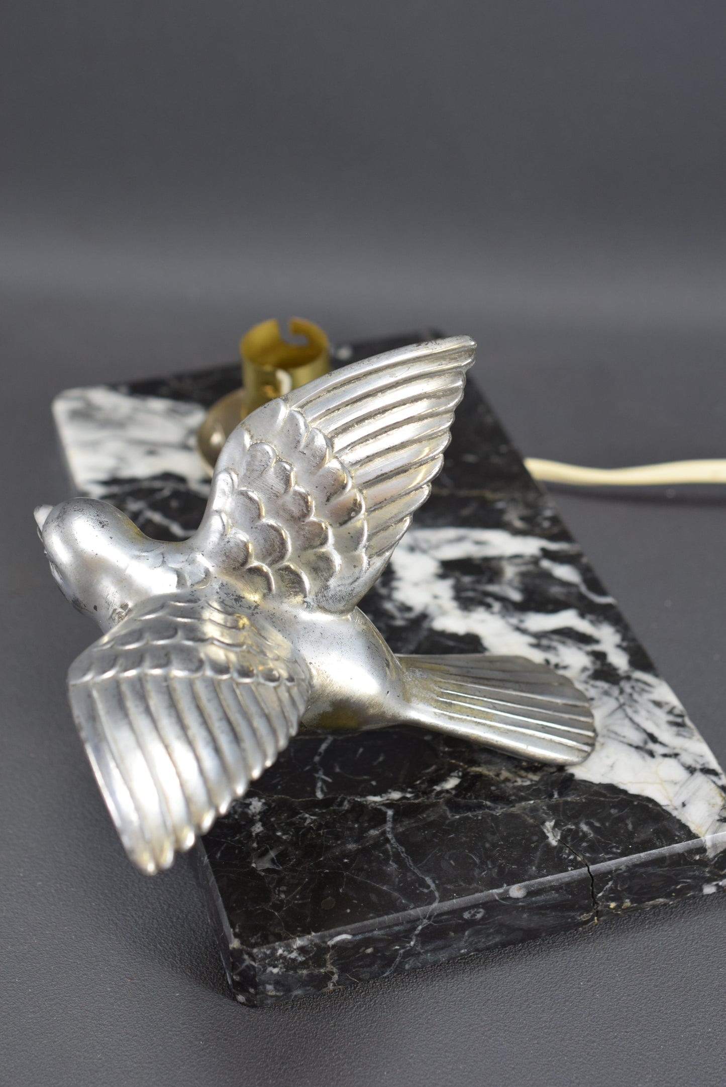 Flying Bird Table Lamp