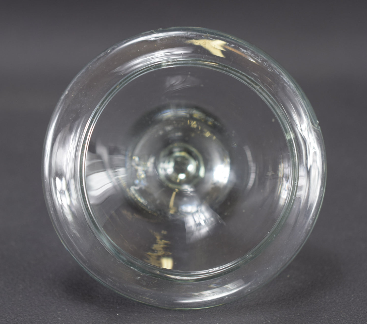 Pot en verre soufflé à la main avec couvercle