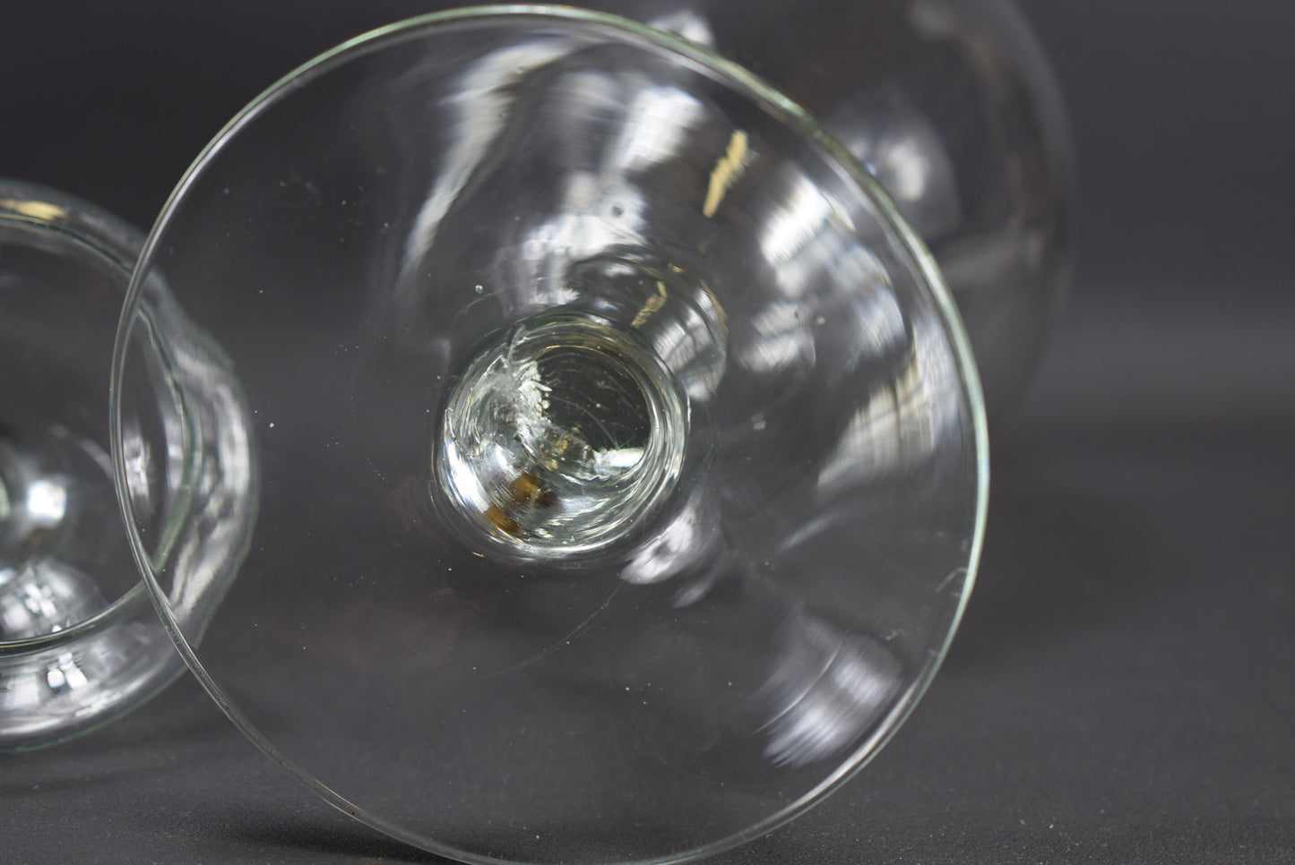 Pot en verre soufflé à la main avec couvercle