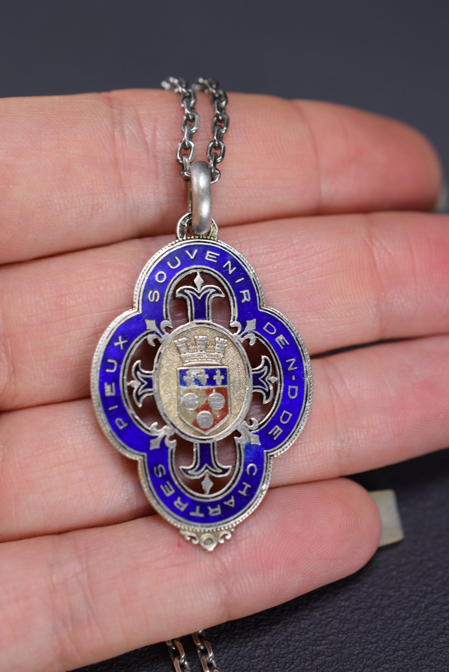 Médaille Chartres Émail