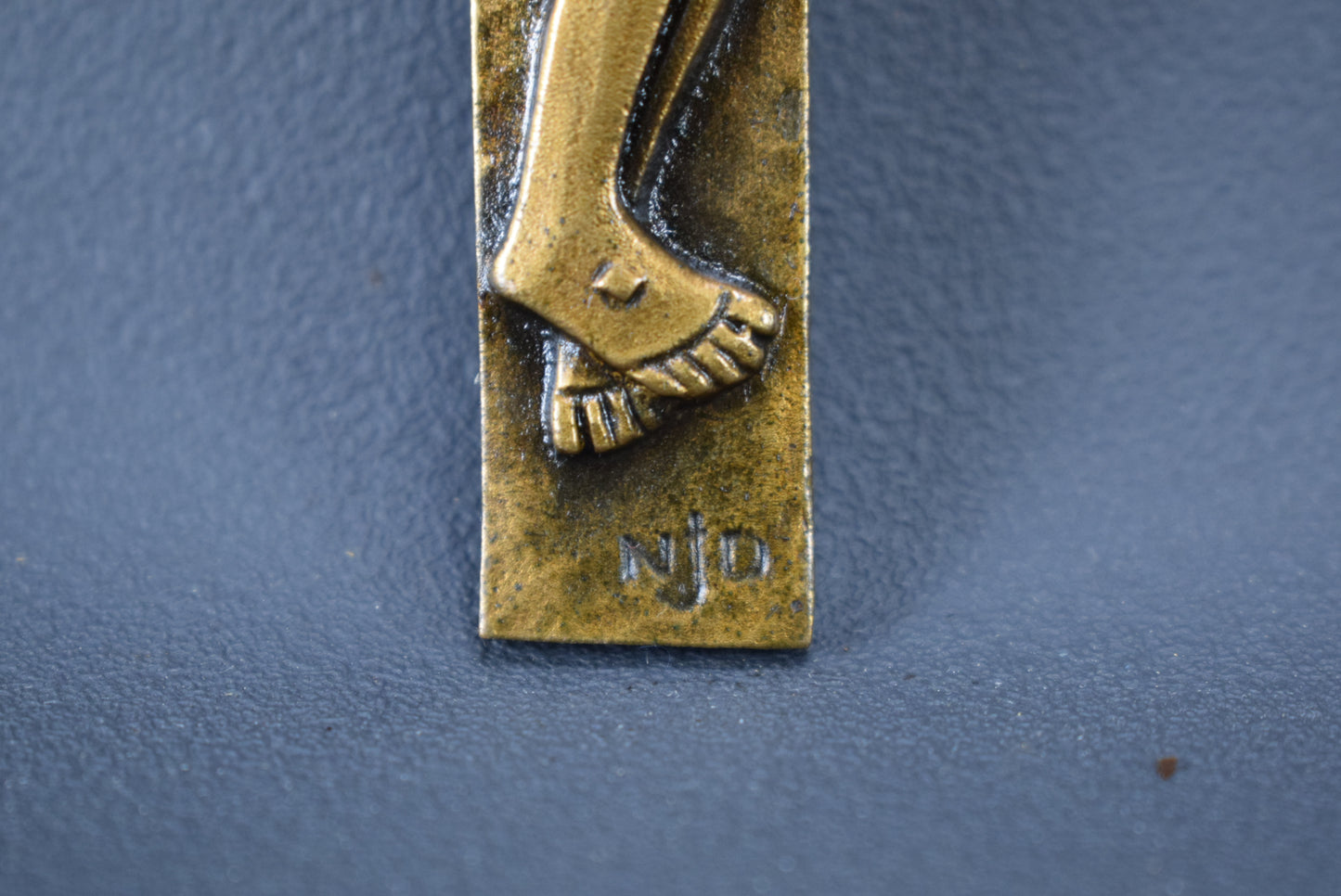 Petit crucifix mural moderniste