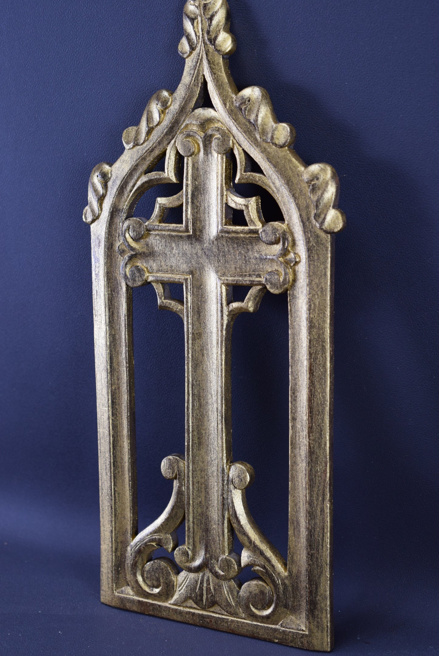 Panneau de croix gothique