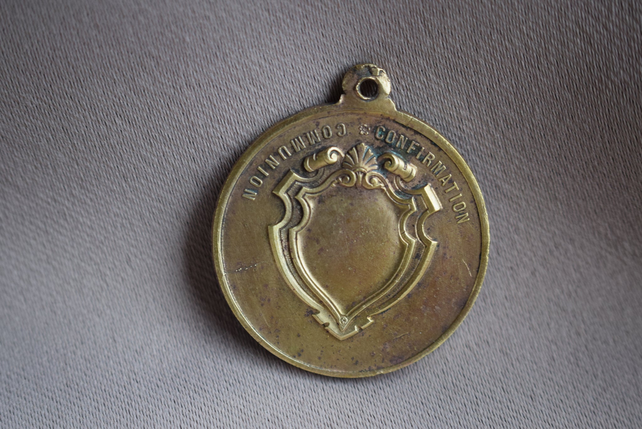 First Communion Medal - Charmantiques