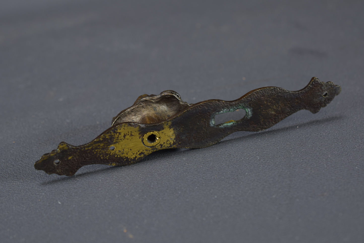 Vintage Bronze Keyhole