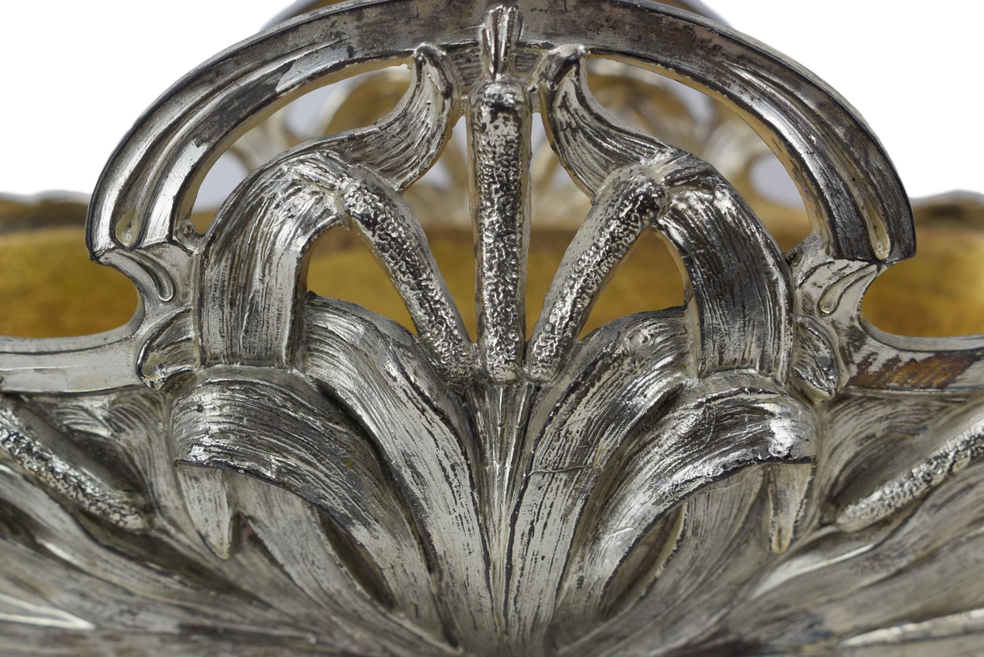 Art Nouveau Jardiniere - Charmantiques