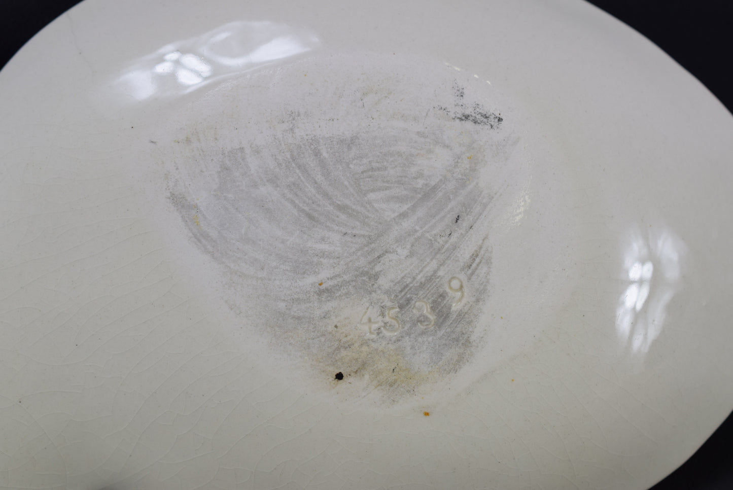 Plat de service en majolique de poisson