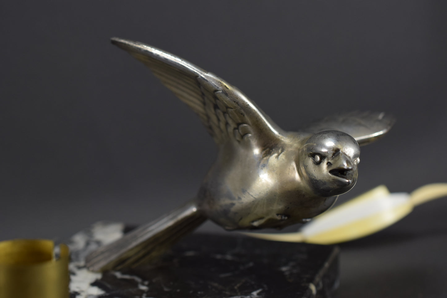 Flying Bird Table Lamp