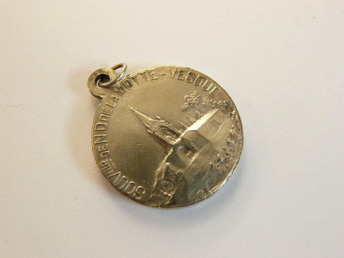 ND de la Motte Medal