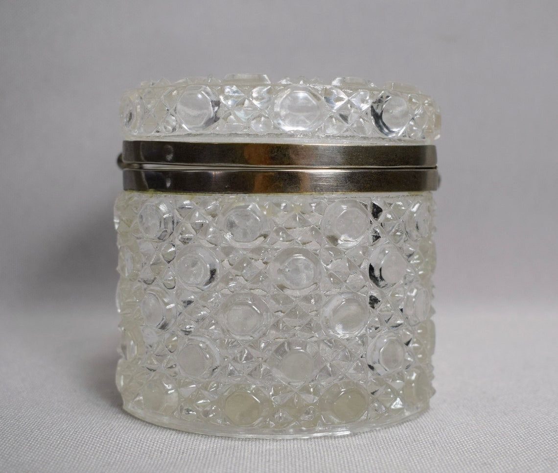 Boîte à charnière cabochon
