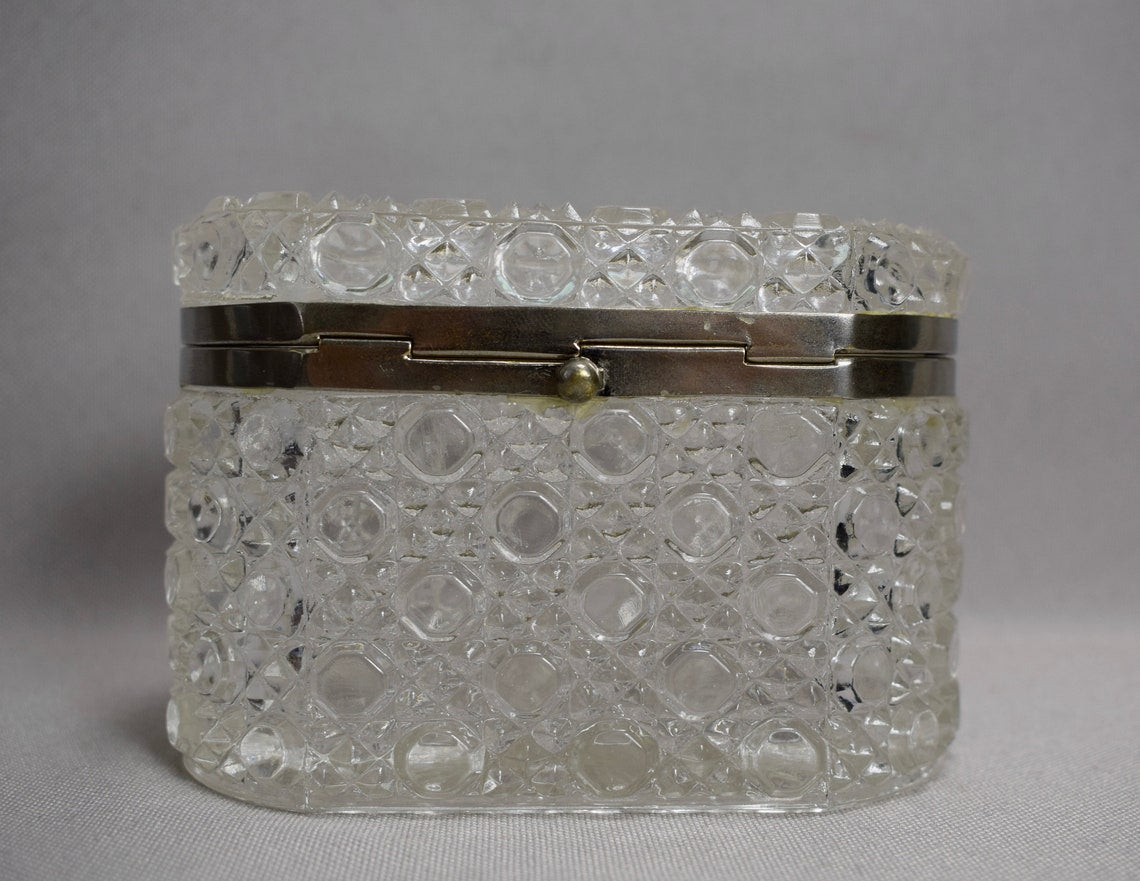 Boîte à charnière cabochon