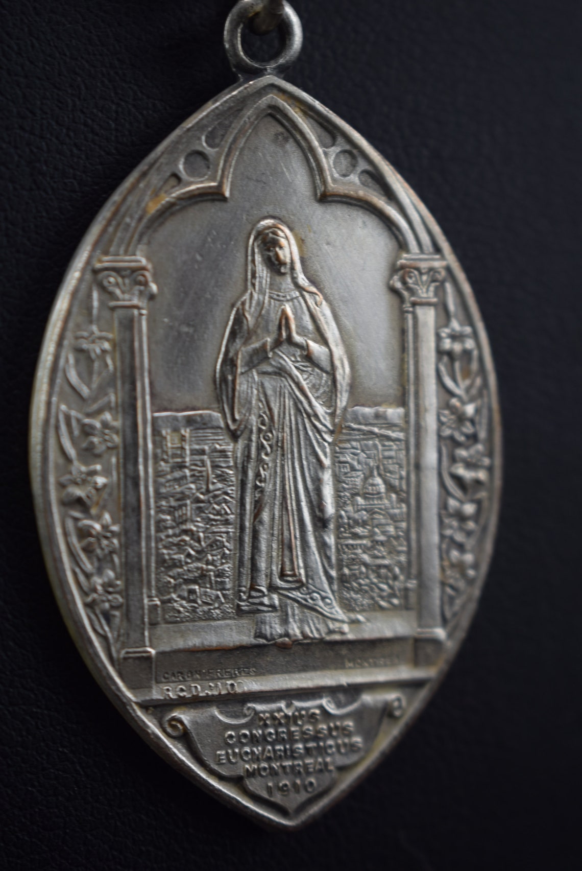 Last Supper of Jesus Pendant Canadian 1910 Medal