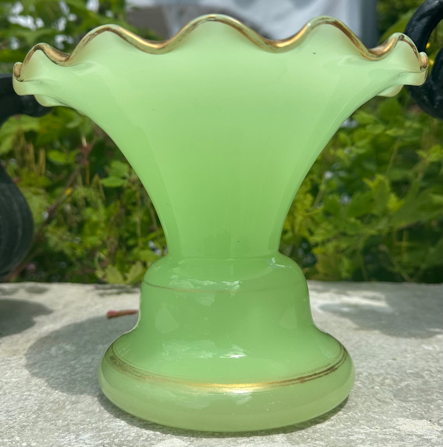 Vase Opaline Verte Des Années 1800