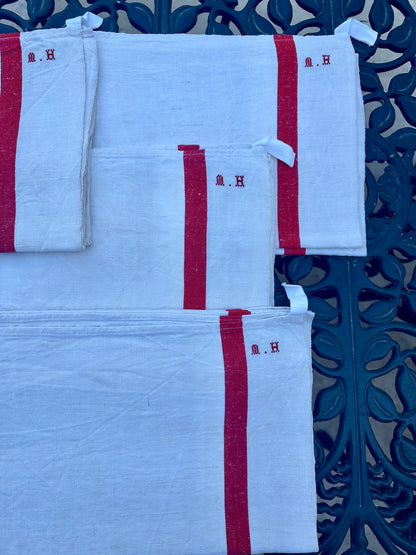 Set of 5 Linen Towels "MH"