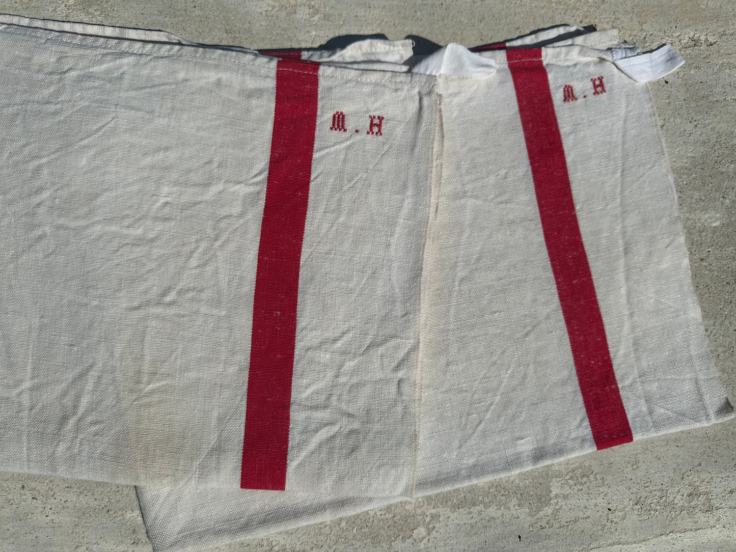 Set of 2 Linen Towels