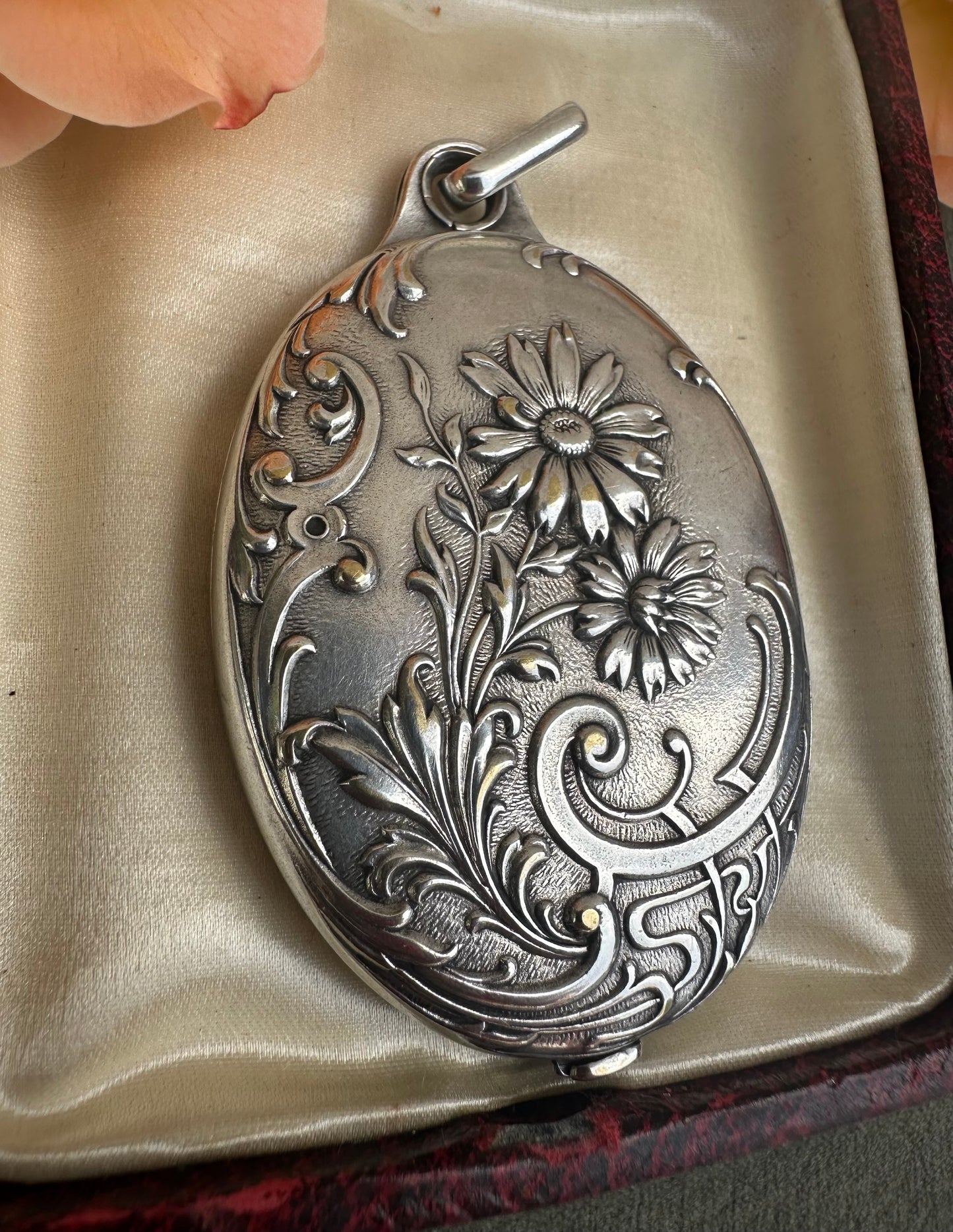 Art Nouveau Mirror Locket