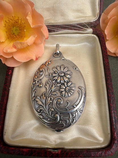 Art Nouveau Mirror Locket