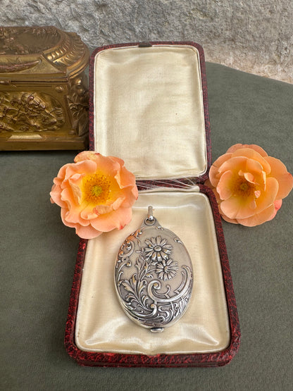 Art Nouveau Mirror Locket