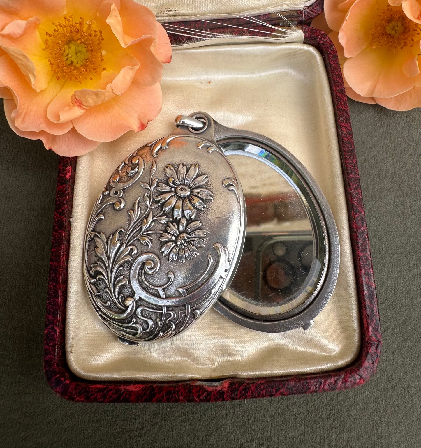 Art Nouveau Mirror Locket