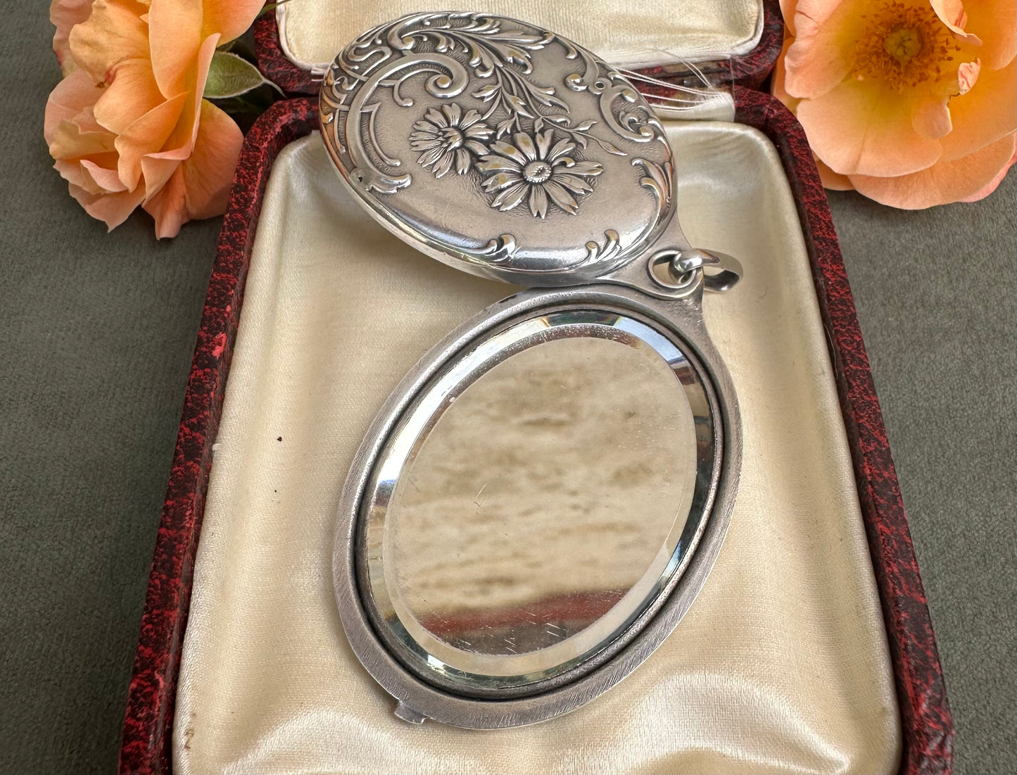 Art Nouveau Mirror Locket