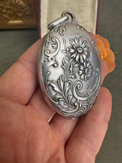 Art Nouveau Mirror Locket