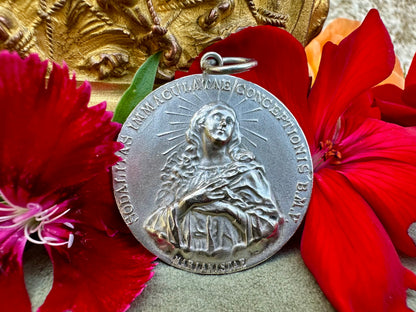 Italian Immaculate Virgin Mary Medallion