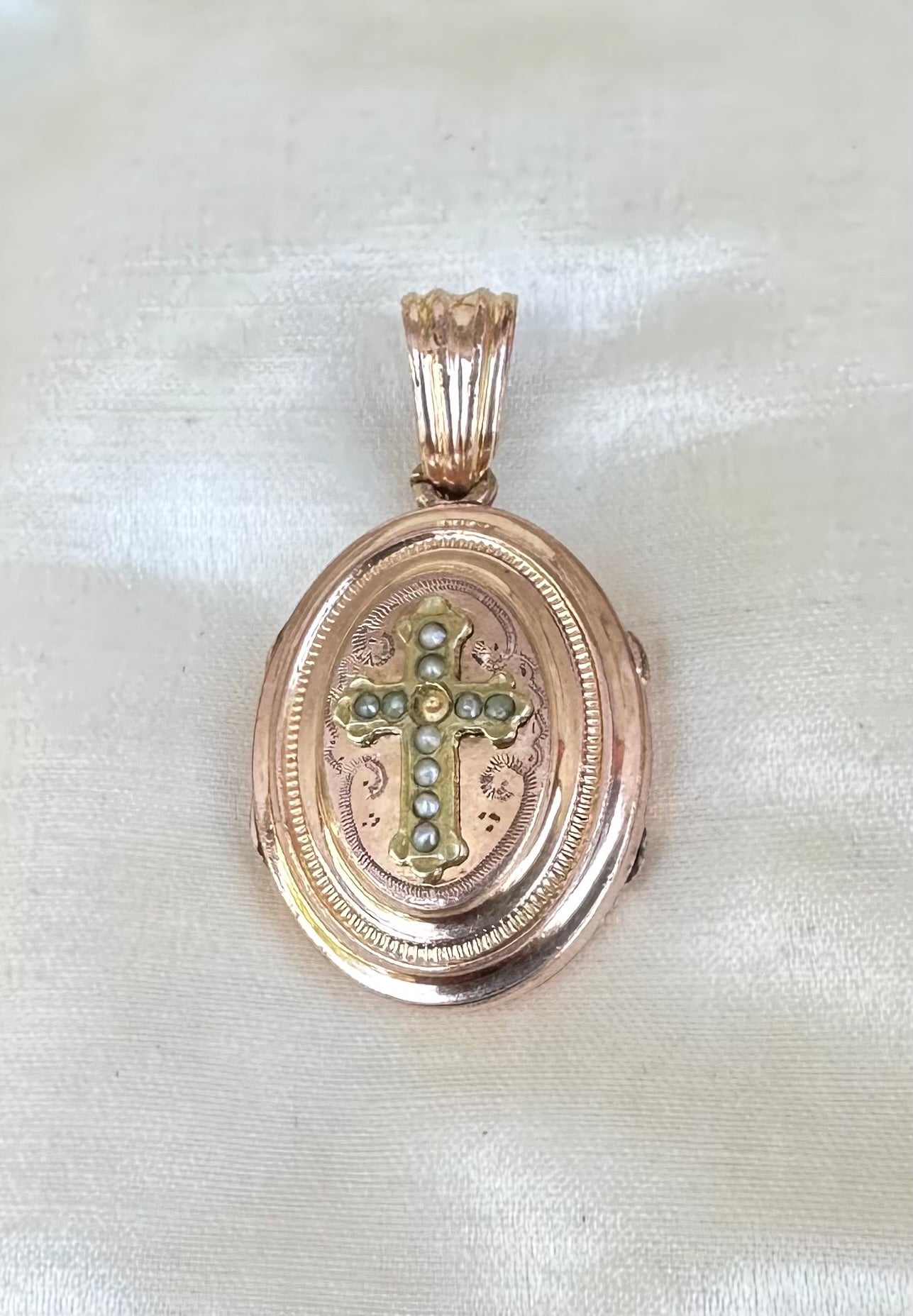 Cross Locket