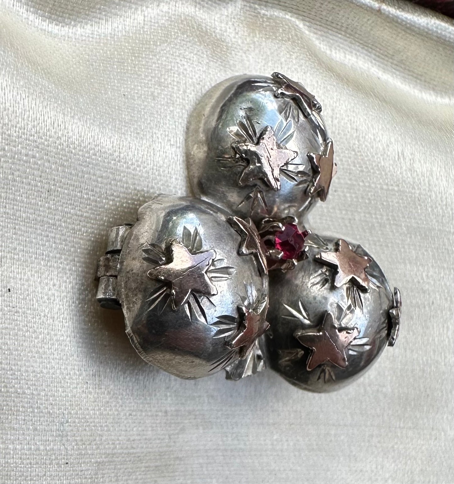 Silver Clover Brooch