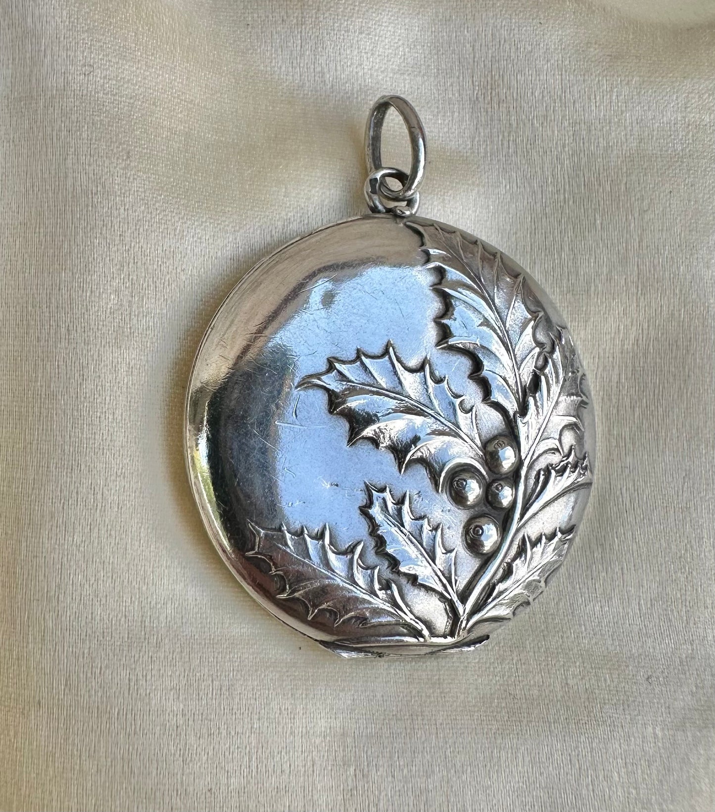 Silver Holly Photo Locket