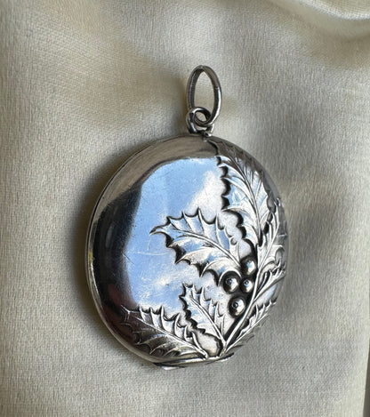 Silver Holly Photo Locket